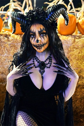 dani-divine Dani Divine