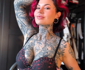 Miss Holly Hell